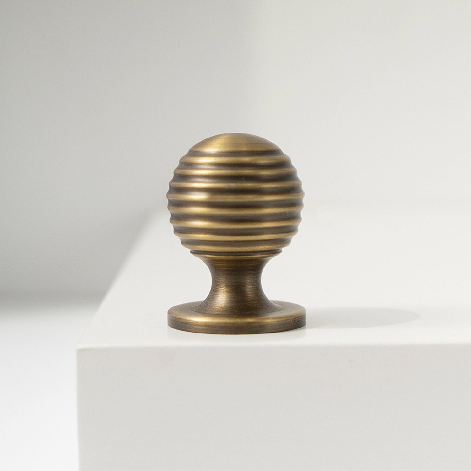 Victorian Antique Brass Knobs And Pulls Solid Brass Cabinet Door Pulls Antique Brass Kitchen Handles Bronze Kitchen Pulls Cabinet Hardware