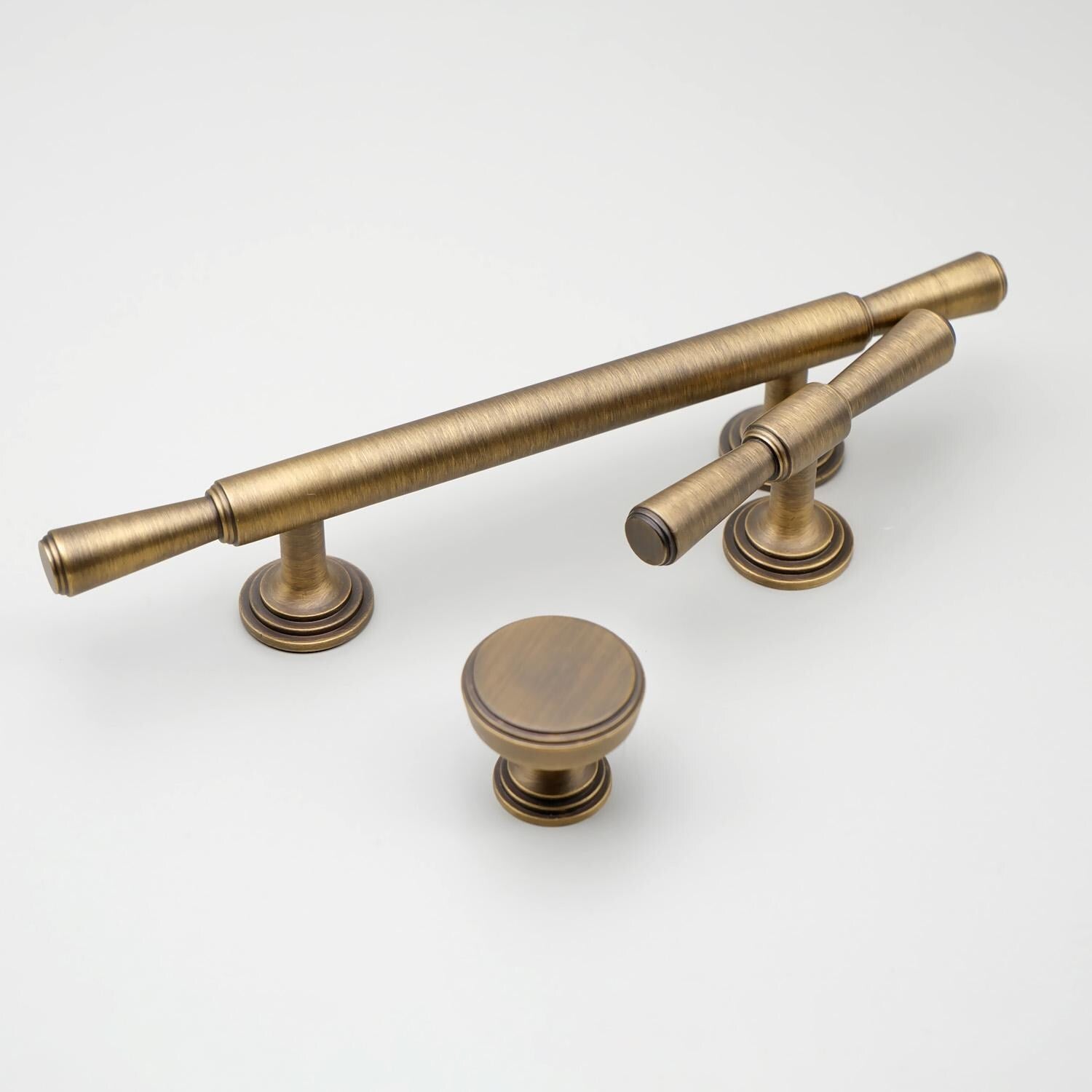 Antique Brass Cabinet Hardware | Gold Kitchen Knobs and Pulls
