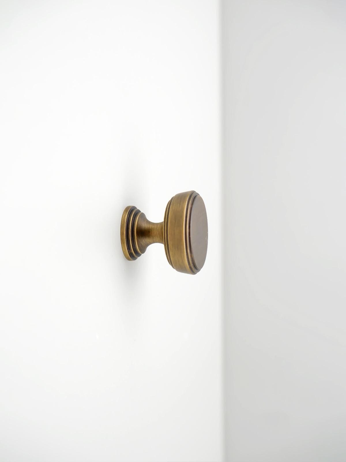 Antique Brass Cabinet Hardware | Gold Kitchen Knobs and Pulls