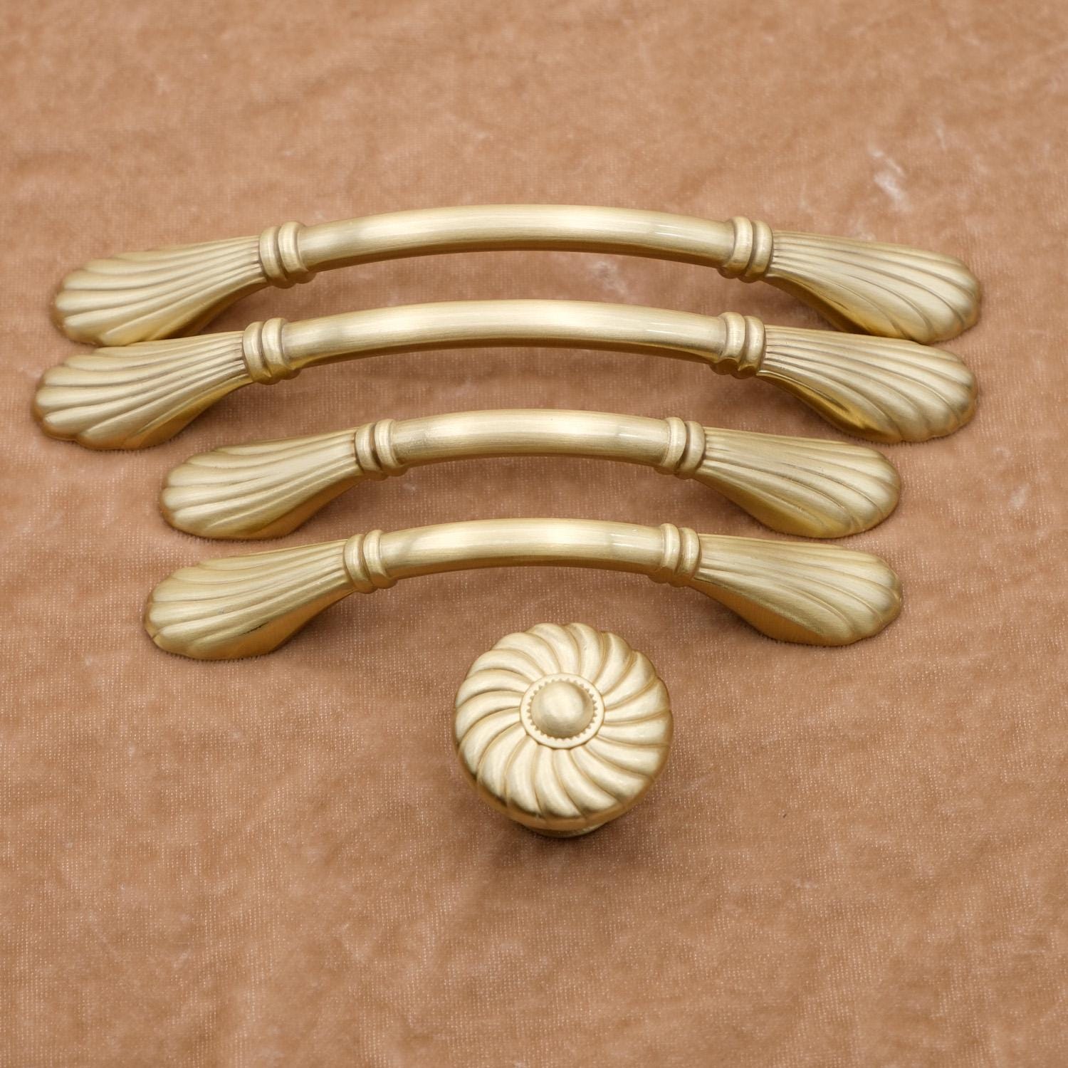 Art Nouveau Curved Cabinet Pulls, Brushed Brass Drawer Handles, Gold Unique Cabinet Pulls, Solid Brass Door Pull, Kitchen Cabinet Hardware