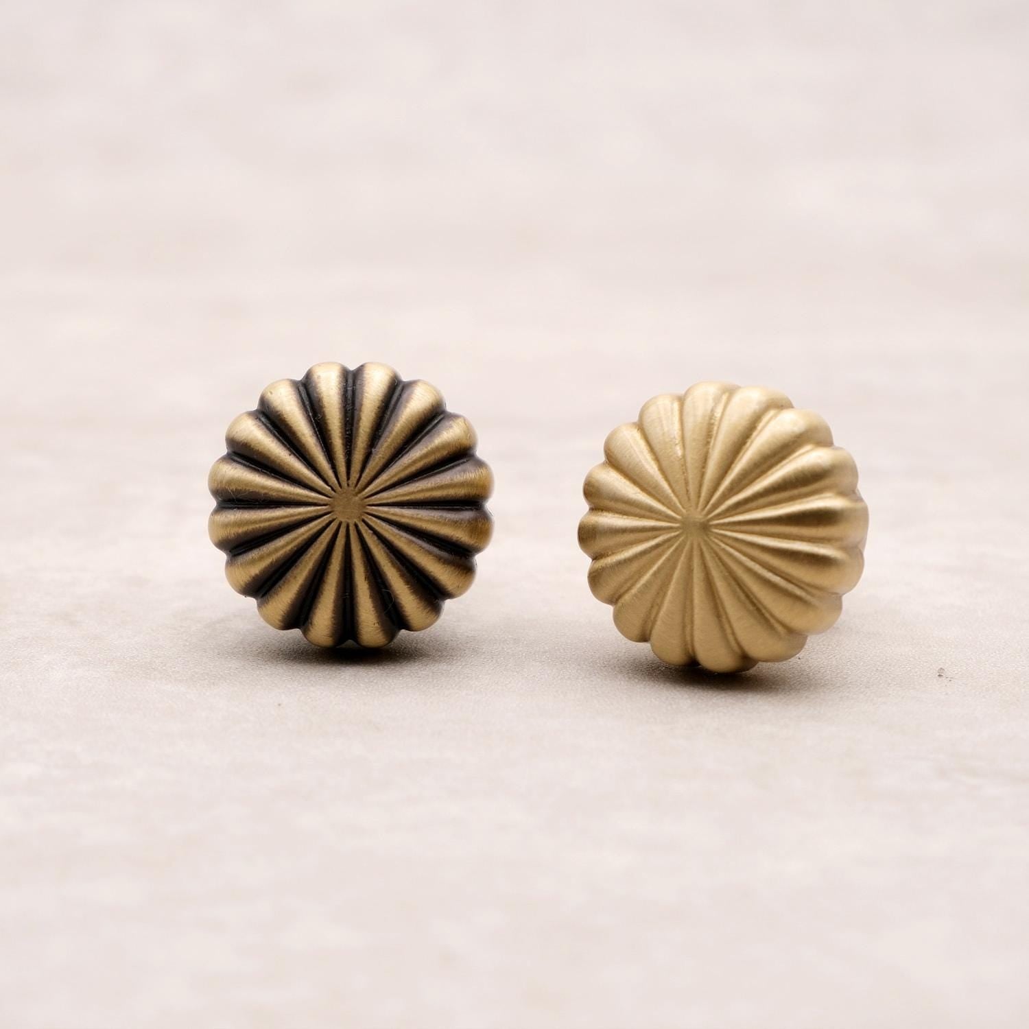 Antique Brass Dresser Knobs | Aged Brass Drop Knobs | Antique Gold Drop Knobs | Solid Brass Drawer Knobs | Brass Cabinet Knobs