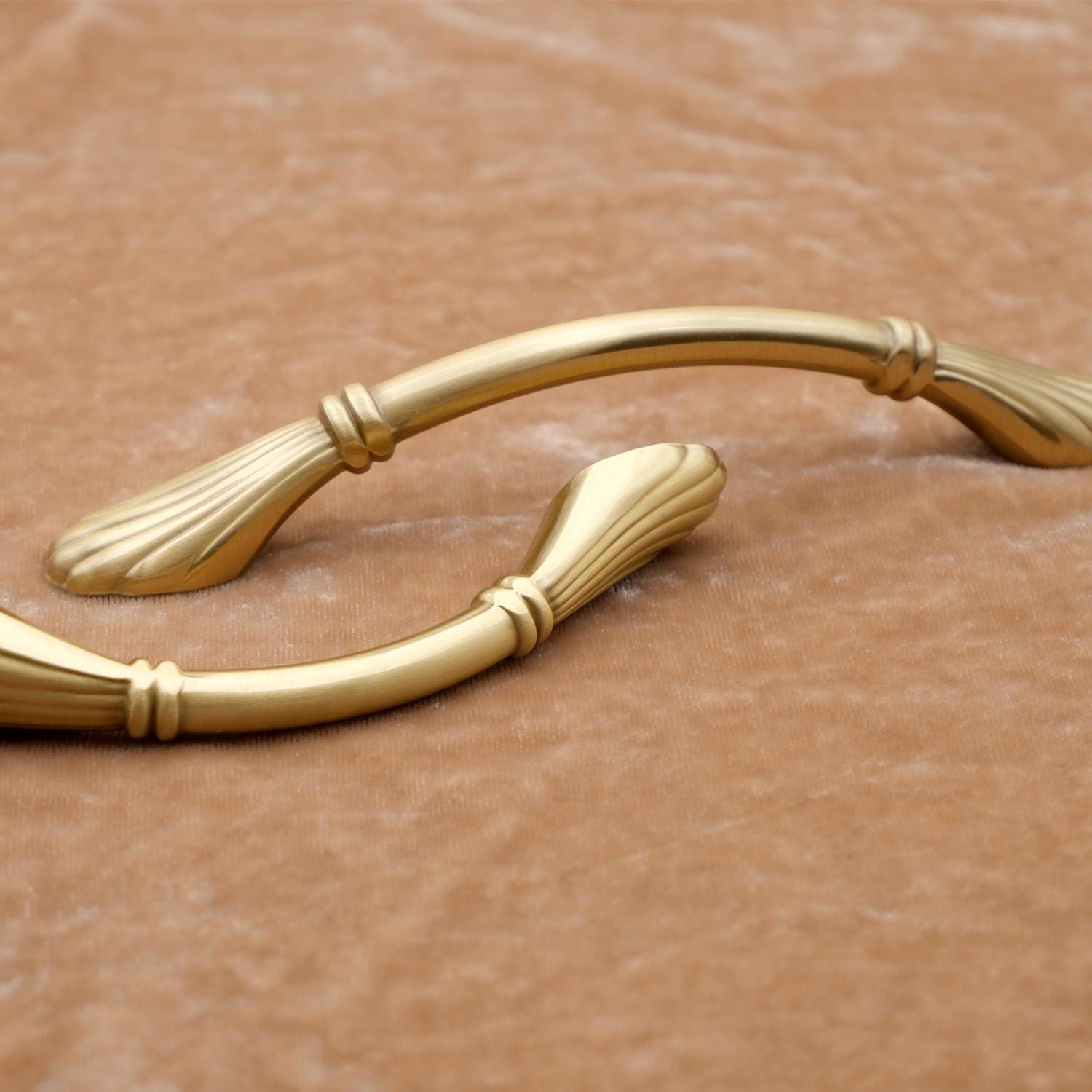 Art Nouveau Curved Cabinet Pulls, Brushed Brass Drawer Handles, Gold Unique Cabinet Pulls, Solid Brass Door Pull, Kitchen Cabinet Hardware