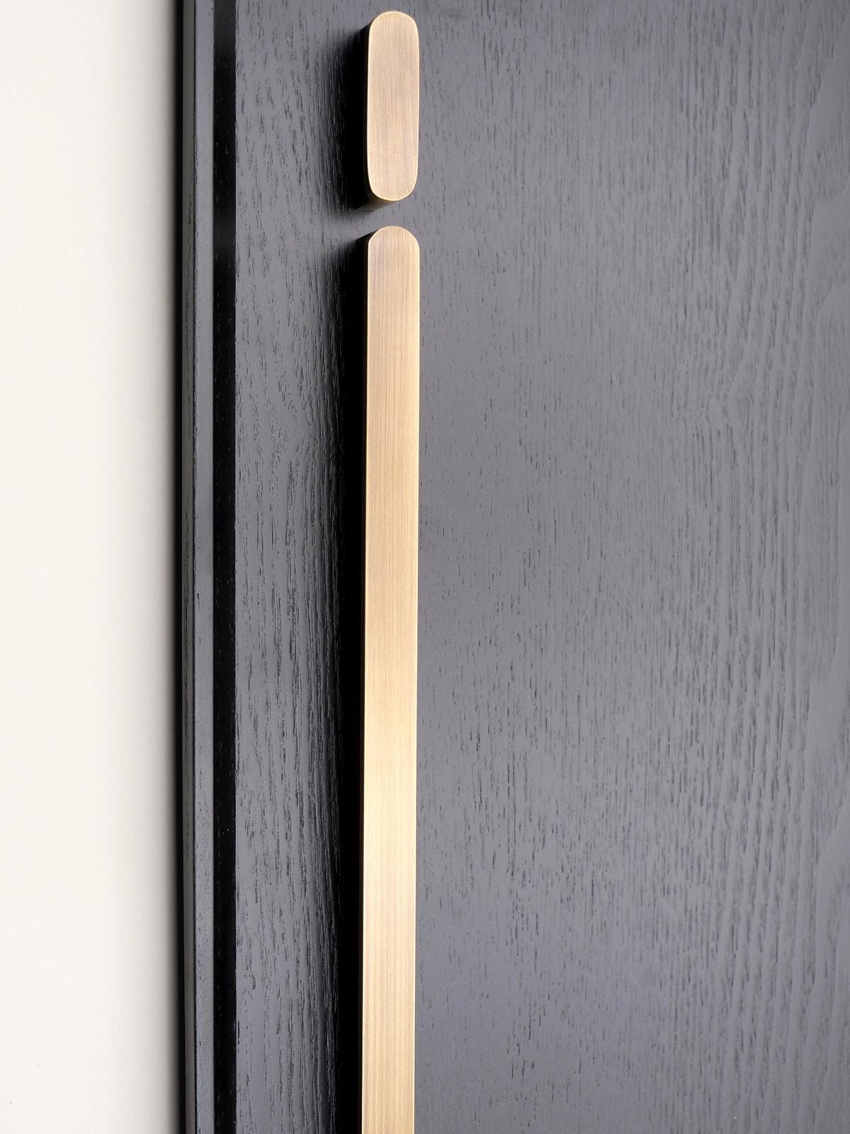 Minimalist Antique Brass Cabinet Finger Pulls for Kitchen, Drawer, Wardrobe, Dresser