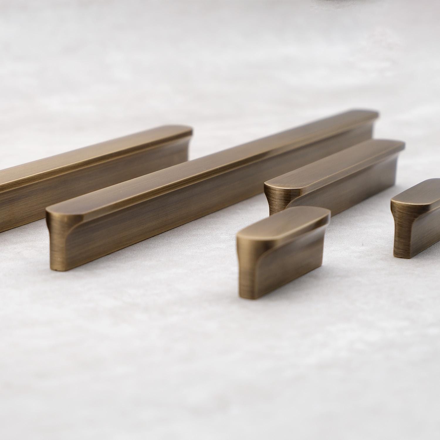 Minimalist Antique Brass Cabinet Finger Pulls for Kitchen, Drawer, Wardrobe, Dresser