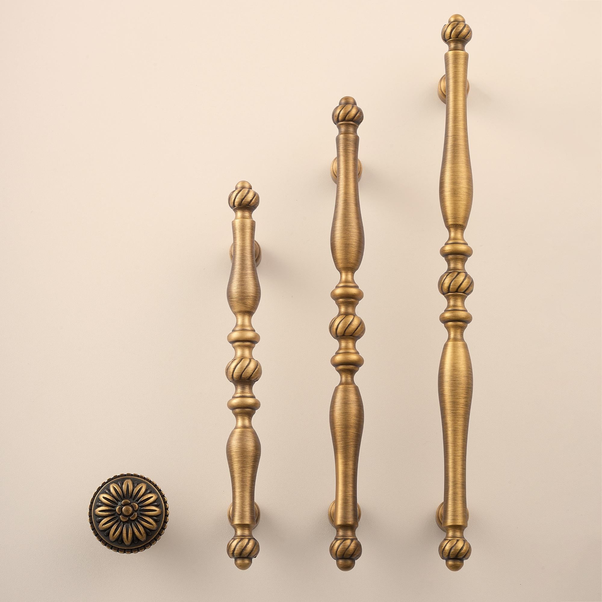 Antique Brass Cabinet Pull Handle, Vintage Turned Drawer Pull, Classic Kitchen Dresser Hardware