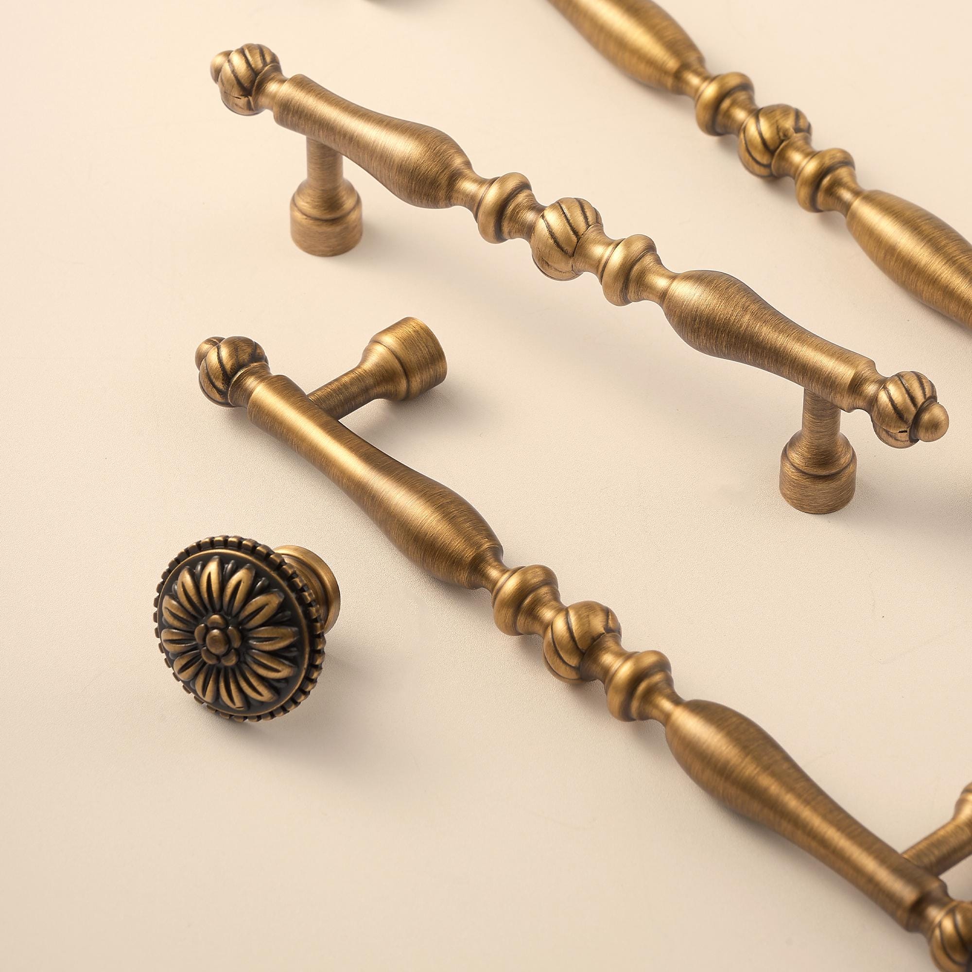 Antique Brass Cabinet Pull Handle, Vintage Turned Drawer Pull, Classic Kitchen Dresser Hardware