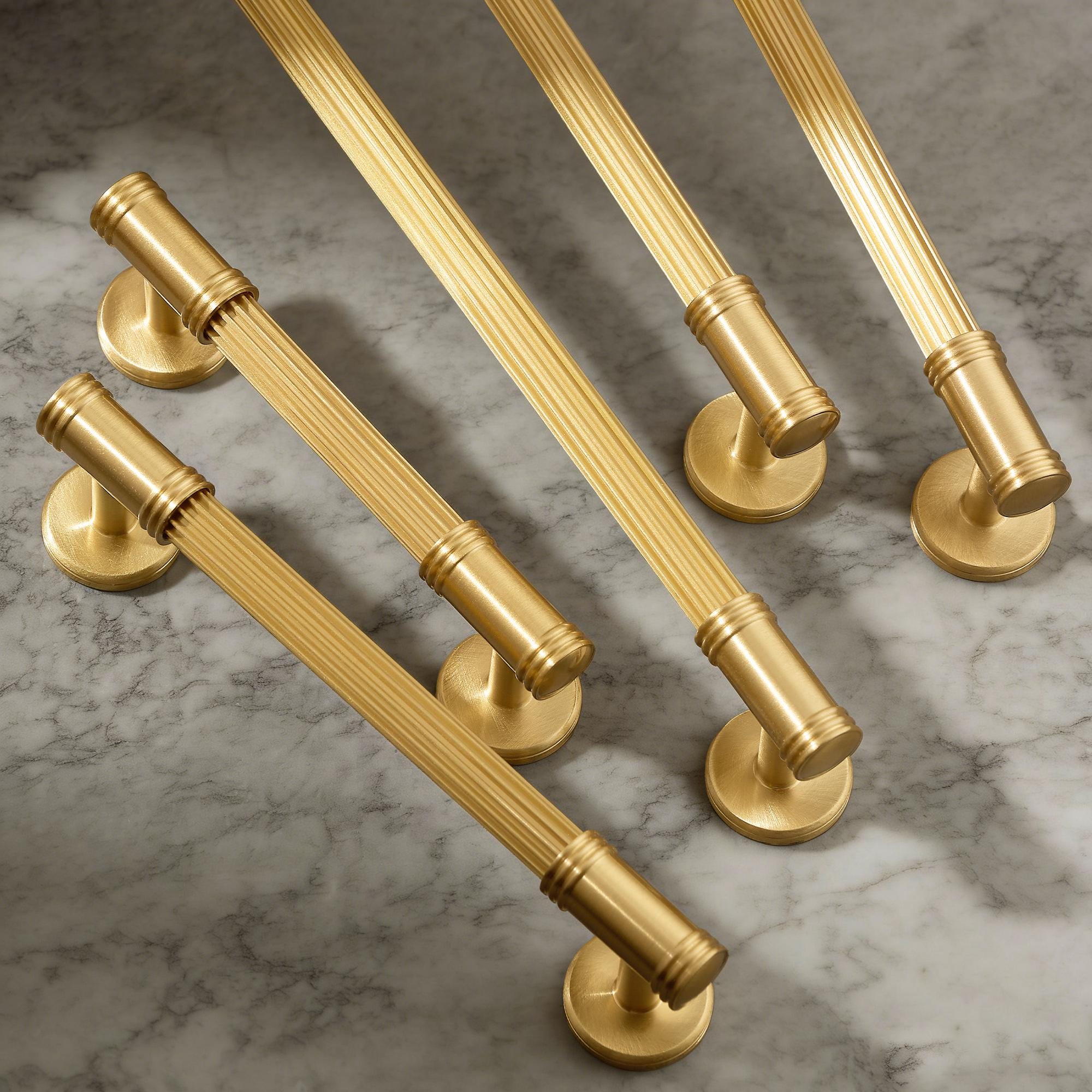 Fluted Brass Cabinet Pull, Brushed Gold Drawer Handle, Modern Kitchen Hardware