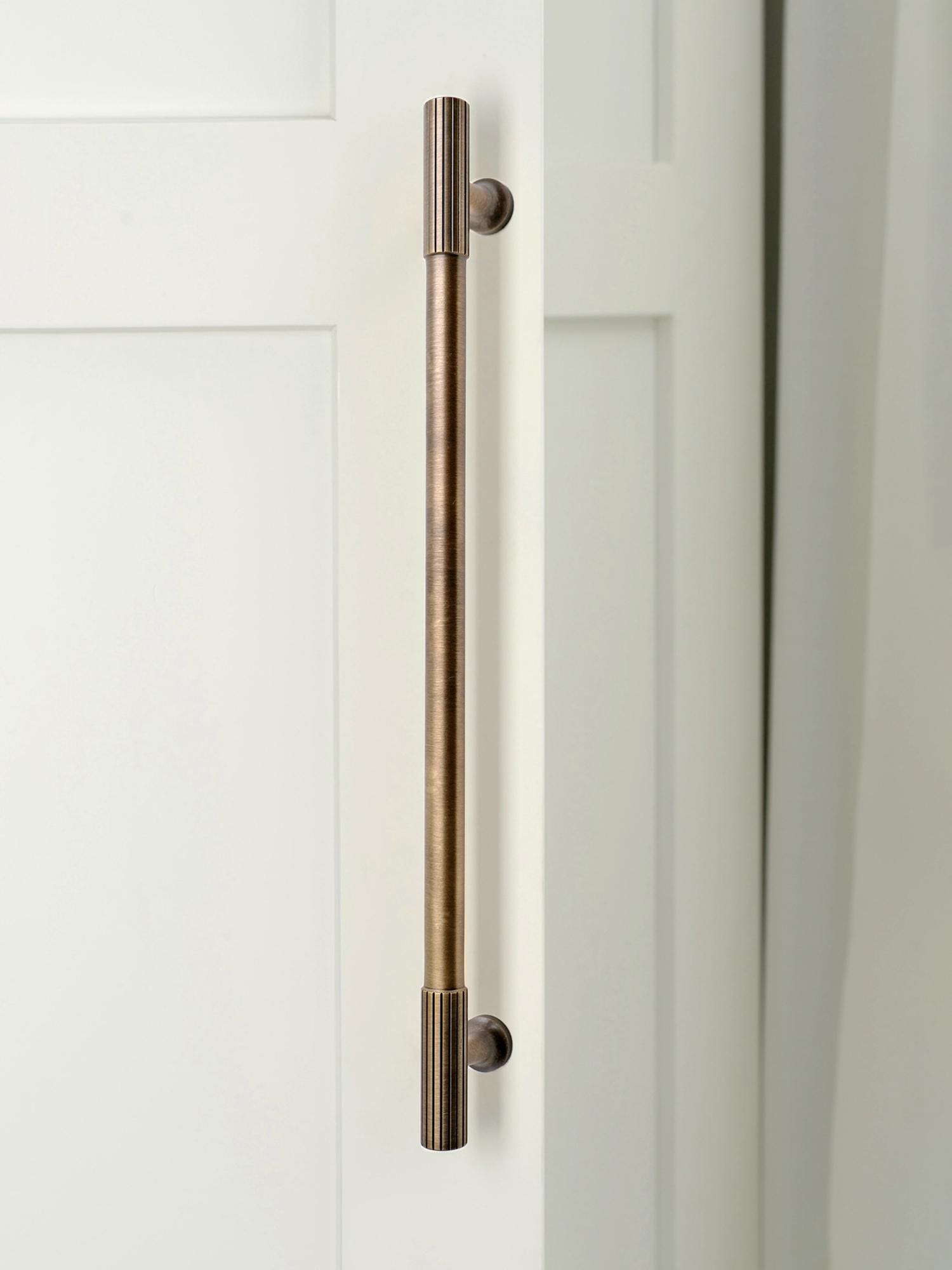 Antique Brass Cabinet Pull & Knurled Knob | Brushed Gold Drawer Handle | Modern Vintage Solid Brass Kitchen Cabinet Hardware Dresser Pull